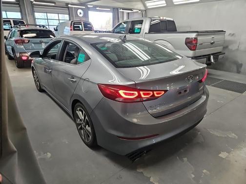 2017 Hyundai ELANTRA Limited