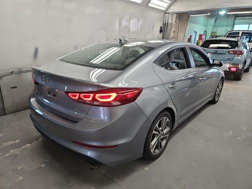 2017 Hyundai ELANTRA Limited