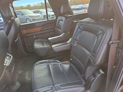 2018 Lincoln Navigator L Select