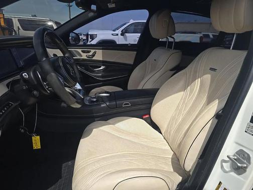 WHITE 2017 Mercedes-Benz AMG S 63 4MATIC