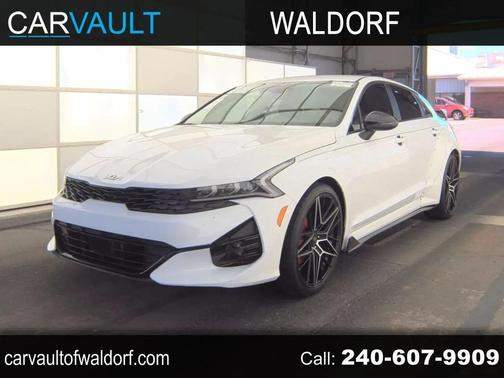 Glacial White Pearl 2023 Kia K5 GT-Line