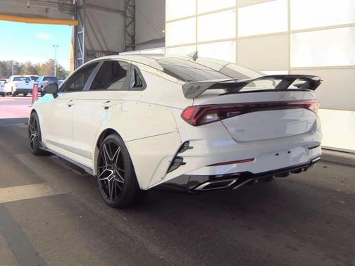 Glacial White Pearl 2023 Kia K5 GT-Line