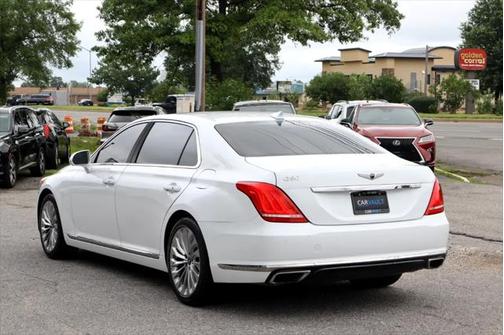 2017 Genesis G90 Premium