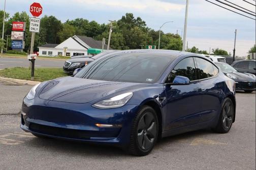 Deep Blue Metallic 2020 Tesla Model 3 Long Range