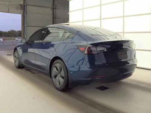 Deep Blue Metallic 2020 Tesla Model 3 Long Range