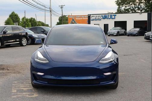 Deep Blue Metallic 2020 Tesla Model 3 Long Range
