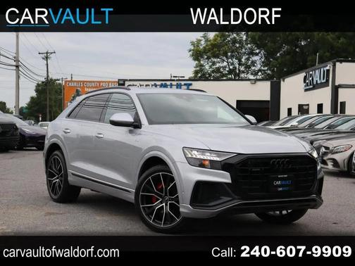 Florett Silver Metallic 2021 Audi Q8 55 Premium Plus