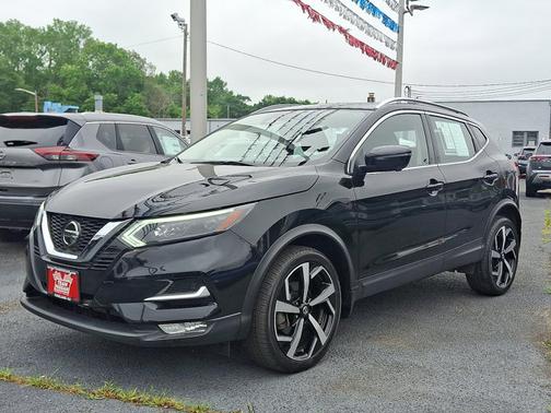 2022 Nissan Rogue Sport SL
