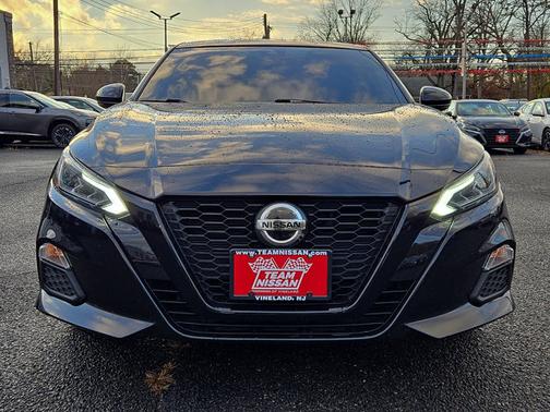 2021 Nissan Altima 2.5 SR