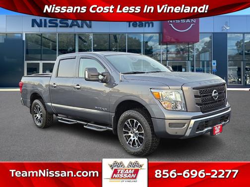 2021 Nissan Titan SV
