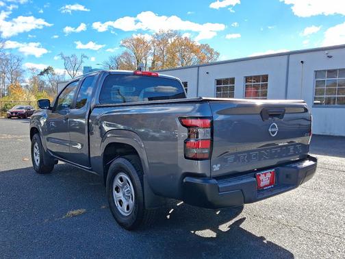 2022 Nissan Frontier S