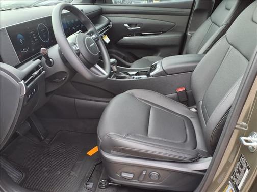 2025 Hyundai SANTA CRUZ SEL Activity