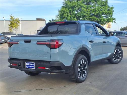 2025 Hyundai SANTA CRUZ SEL Activity