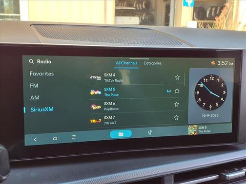 2026 Hyundai SANTA FE HEV SE