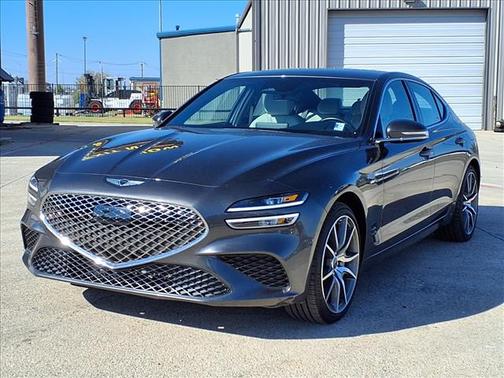 2025 Genesis G70 2.5T