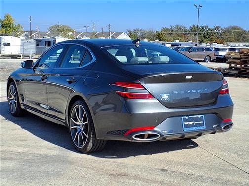 2025 Genesis G70 2.5T