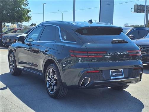 2022 Genesis GV70 2.5T