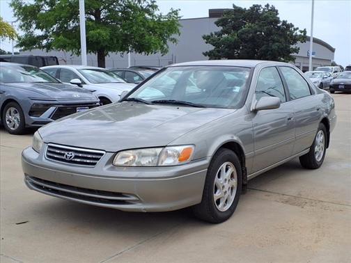 2000 Toyota Camry LE V6