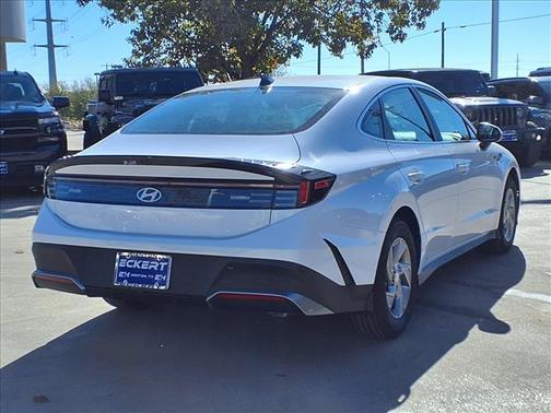 2026 Hyundai SONATA SE