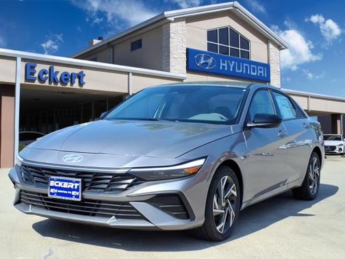 2025 Hyundai ELANTRA HEV SEL Sport