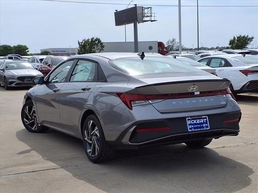 2025 Hyundai ELANTRA HEV SEL Sport