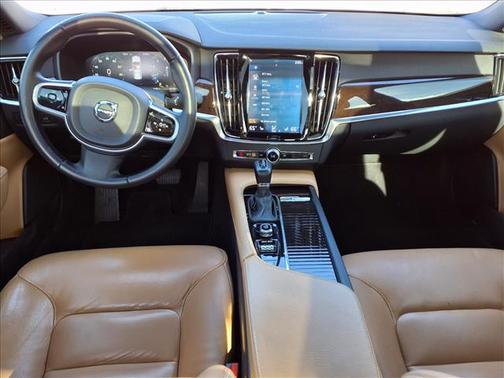 2019 Volvo S90 T5 Momentum