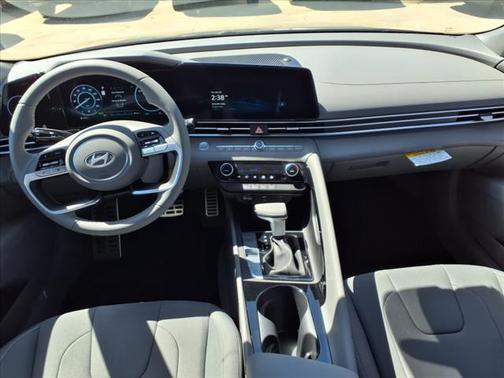 2025 Hyundai ELANTRA HEV SEL Sport
