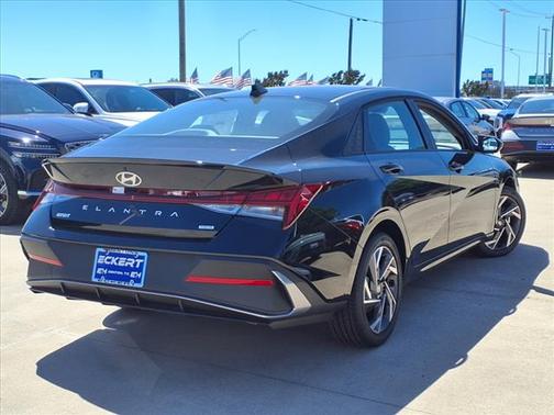 2025 Hyundai ELANTRA HEV SEL Sport
