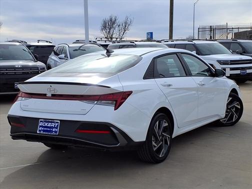 2025 Hyundai ELANTRA HEV SEL Sport