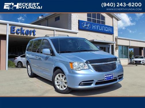 2016 Chrysler Town & Country Touring