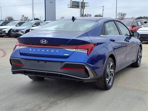 2025 Hyundai ELANTRA HEV Limited