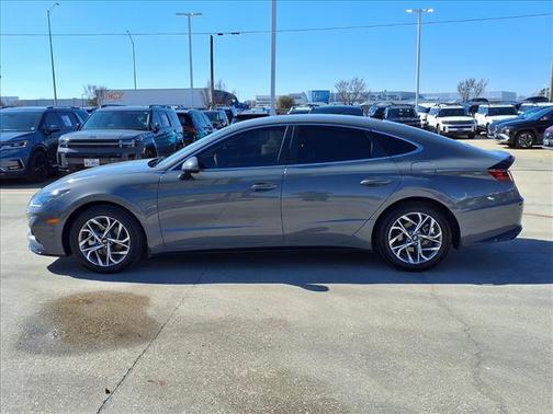 2023 Hyundai SONATA SEL