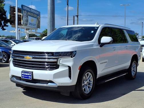 2023 Chevrolet Suburban LT