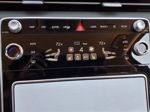 2026 Genesis GV80 2.5T