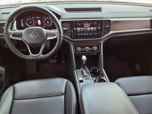 2022 Volkswagen Atlas 3.6L SE w/Technology