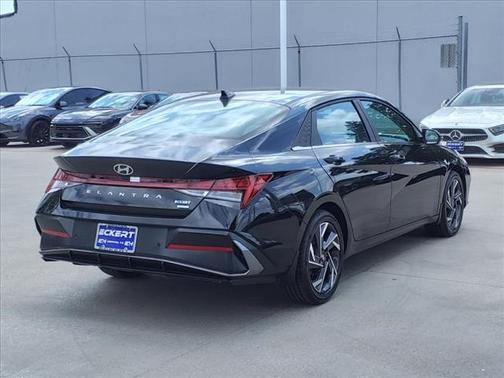 2024 Hyundai ELANTRA HEV Limited