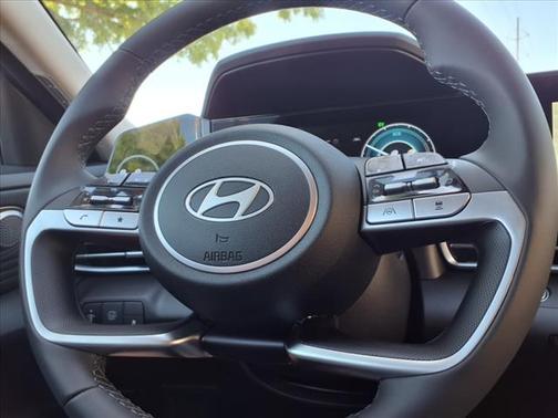 2025 Hyundai ELANTRA HEV Limited
