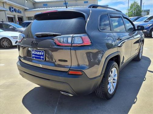 Gray 2022 Jeep Cherokee Latitude Lux