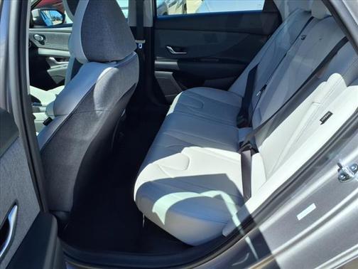 2025 Hyundai ELANTRA HEV Limited