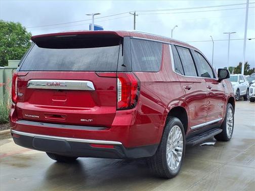 2024 GMC Yukon SLT