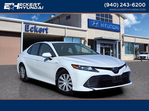 2020 Toyota Camry Hybrid LE