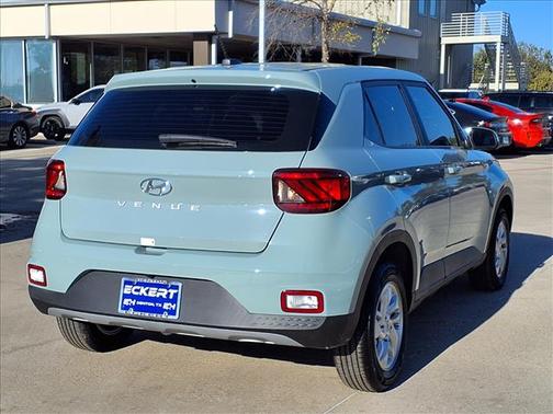 2026 Hyundai VENUE SE