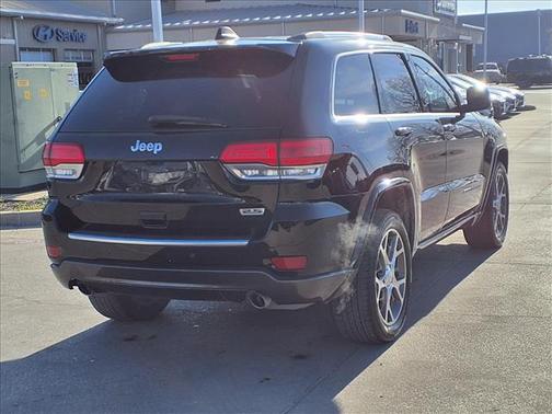 2018 Jeep Grand Cherokee Sterling Edition
