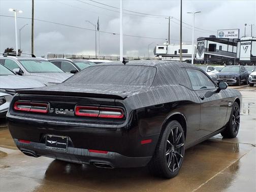 2015 Dodge Challenger R/T