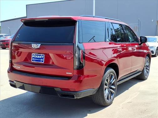 2022 Cadillac Escalade Sport