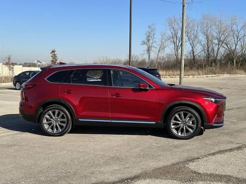 Photo 2 of 32 of 2021 Mazda CX-9 Grand Touring