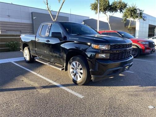 2022 Chevrolet Silverado 1500 Custom