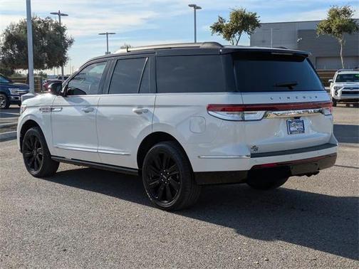 2024 Lincoln Navigator Black Label