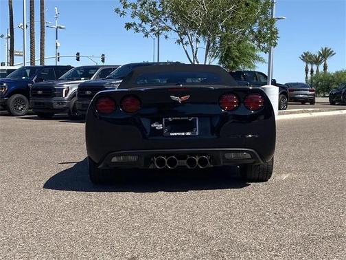 2005 Chevrolet Corvette Base