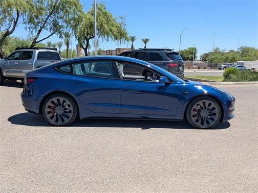 2023 Tesla Model 3 Performance